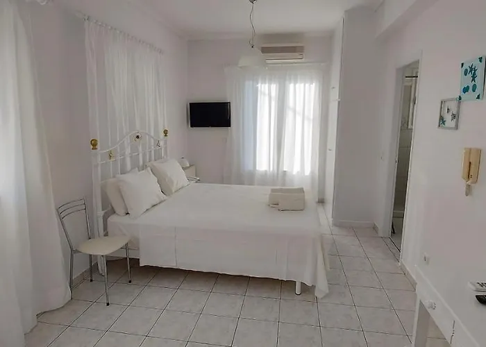 Apartament Tzeni *