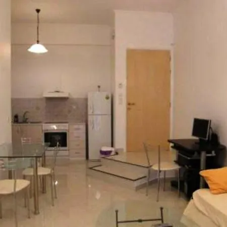 Tzeni Apartment *