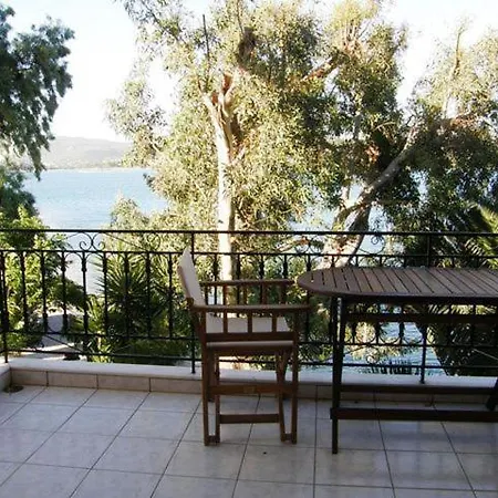 Apartment Tzeni
