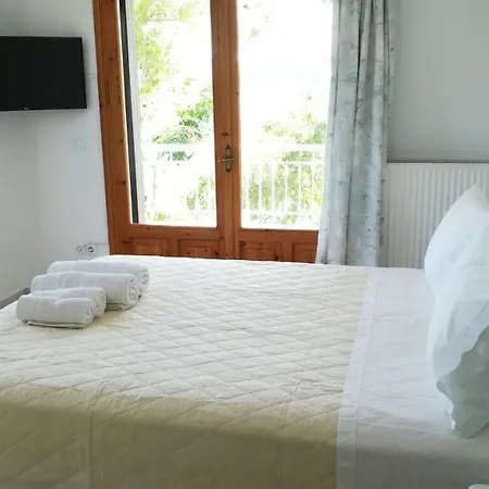 Tzeni Apartment *