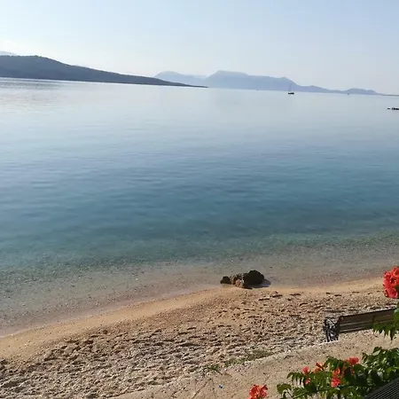 Tzeni * Lygia (Lefkada)
