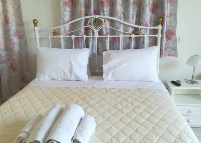 Tzeni * Lygia (Lefkada)